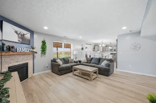 3140 Monterey DR, Whiteland, IN 46184