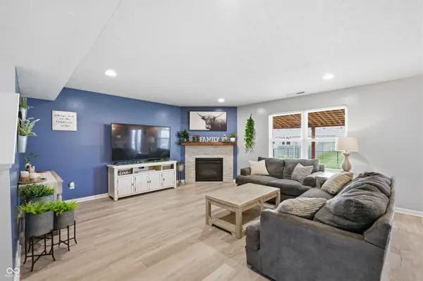3140 Monterey DR, Whiteland, IN 46184