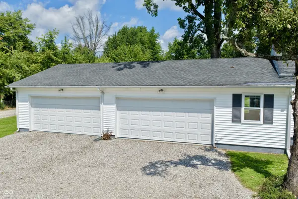 785 Enos RD, Seymour, IN 47274