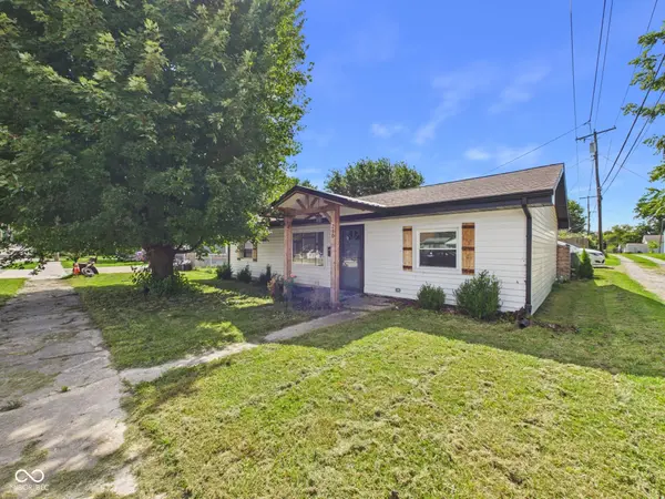 210 S 27th ST, Elwood, IN 46036