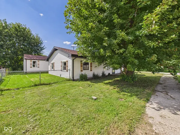 210 S 27th ST, Elwood, IN 46036