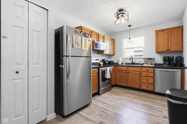 5976 Marco ST, Plainfield, IN 46168