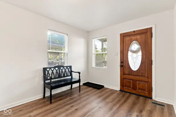 1299 Christian AVE, Noblesville, IN 46060