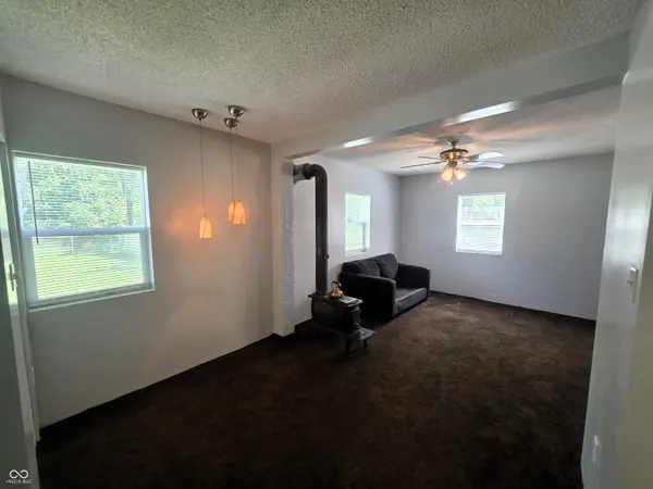 1933 N Lakeland ST, Terre Haute, IN 47803