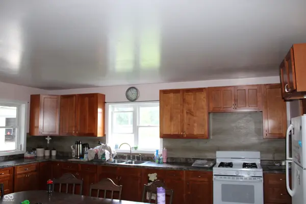 6905 E County Road 1100 N, Butlerville, IN 47223