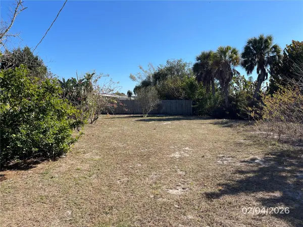 1708 CAMBRIDGE DR, Venice, FL 34293