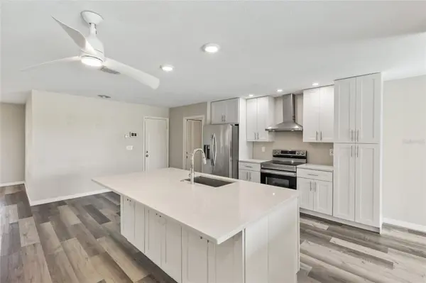 1009 KINGS CT, Venice, FL 34293