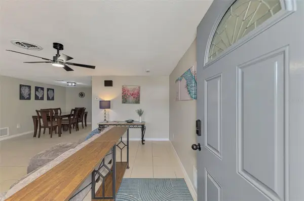 361 FALKLAND RD, Venice, FL 34293
