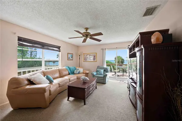 6904 22ND ST W, Bradenton, FL 34207