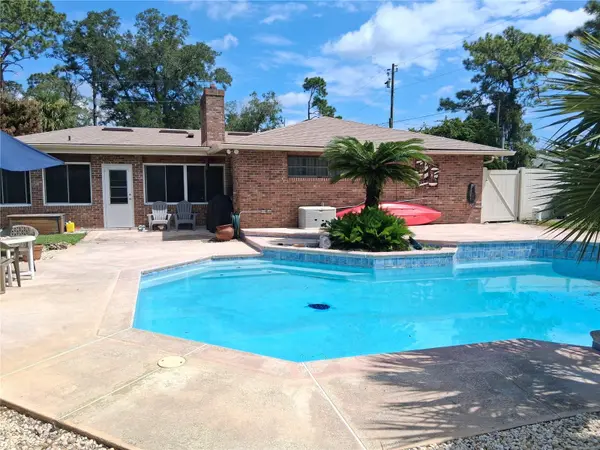 400 W ORANGE ST, Altamonte Springs, FL 32714