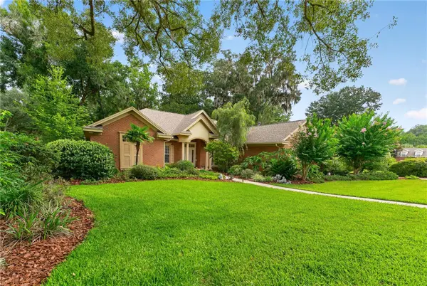 5604 NW 52ND AVE, Gainesville, FL 32653