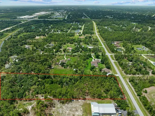N CHAMBERLAIN BLVD, North Port, FL 34286