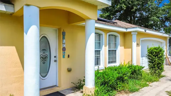 215 OAK CIR, Ocala, FL 34472