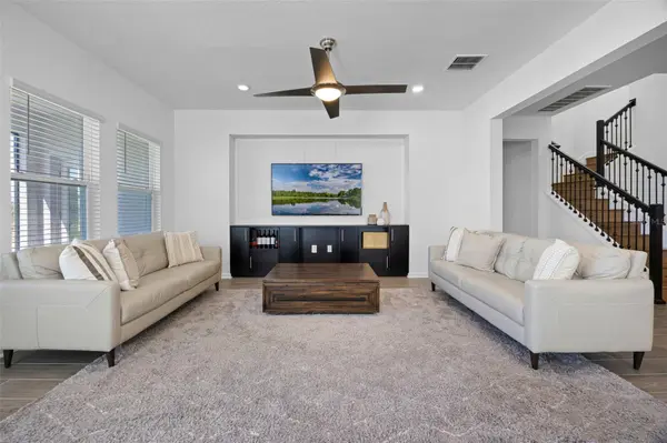 2527 RUNNERS CIR, Clermont, FL 34714