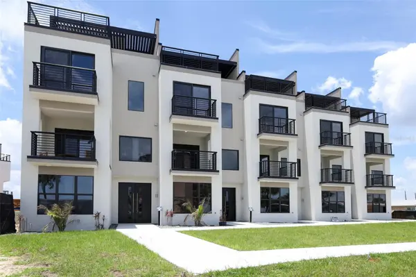 2360 OCEAN SHORE BLVD #204, Ormond Beach, FL 32176