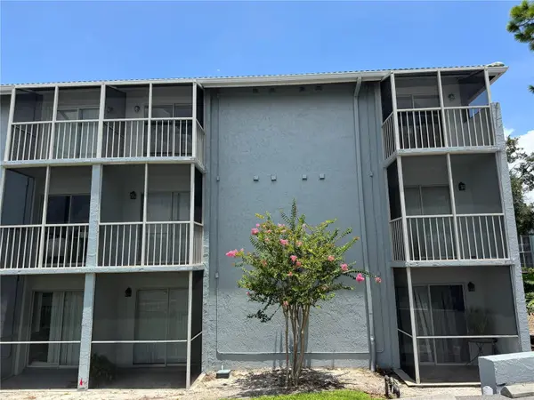 115 OYSTER BAY CIR #300, Altamonte Springs, FL 32701
