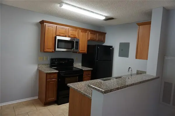 732 SECRET HARBOR LN #100, Lake Mary, FL 32746