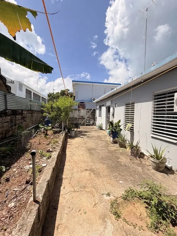 11 CALLE 11 #69 LOTE 363, COM. VICTOR ROJAS, Arecibo, PR 00612