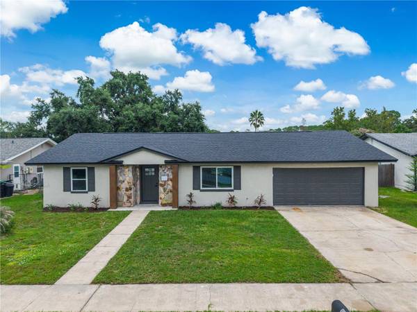 8624 BAYLOR CIR, Orlando, FL 32817