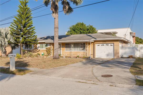 1715 S JEFFERSON AVE, Largo, FL 33770