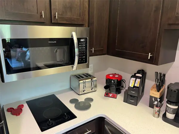 8303 PALM Pkwy #404, Orlando, FL 32836