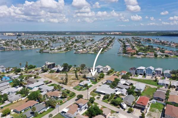 330 133RD AVE E, Madeira Beach, FL, 33708 photo 9
