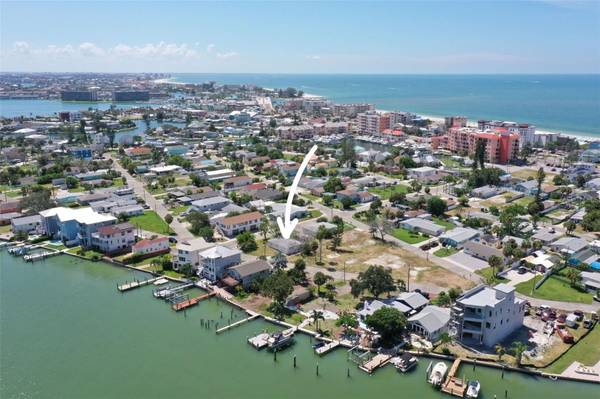 330 133RD AVE E, Madeira Beach, FL, 33708 photo 11