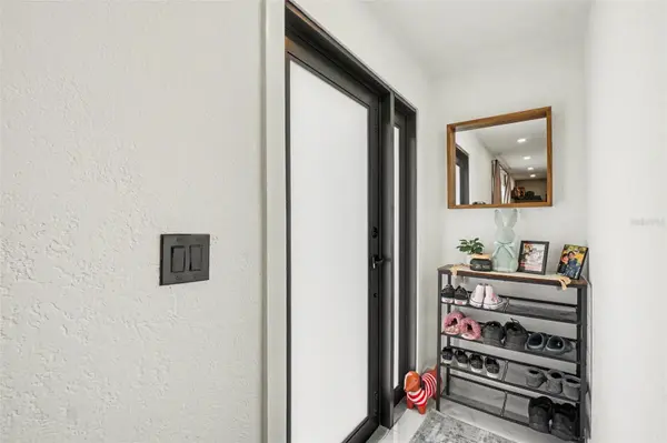 73 CARDINAL DR, North Fort Myers, FL 33917