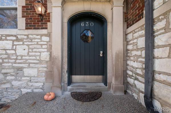 630 Westwood DR #2S, Clayton, MO 63105