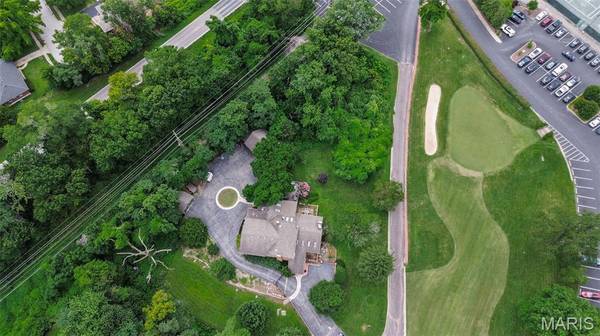 1 Saint Andrews DR, Belleville, IL 62223