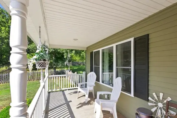 251 Farris RD, Bourbon, MO 65441
