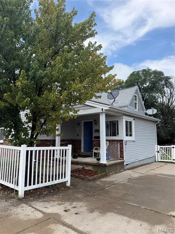 615 Lagro AVE, St Louis, MO 63125