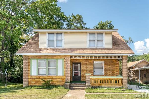 345 E Springfield AVE, St Clair, MO 63077