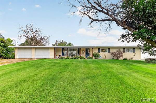 638 Elk Lick Spring RD, Frankford, MO 63441