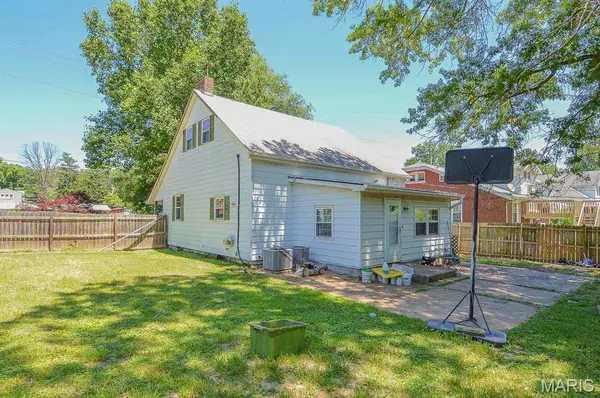 206 Gilbert ST, Swansea, IL 62226