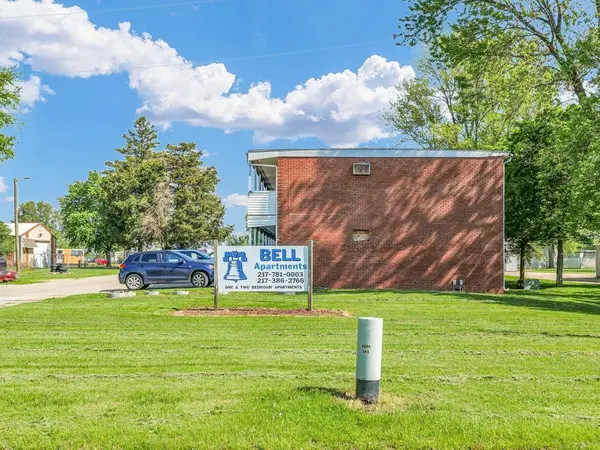1942 COUNTY ROAD 3000N RD, Rantoul, IL 61866