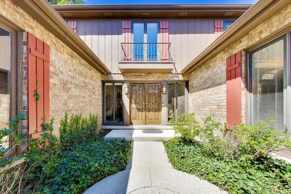 1860 Eastwood AVE, Highland Park, IL 60035