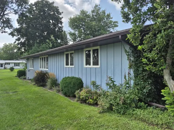 627 Shadycrest DR, Kewanee, IL 61443