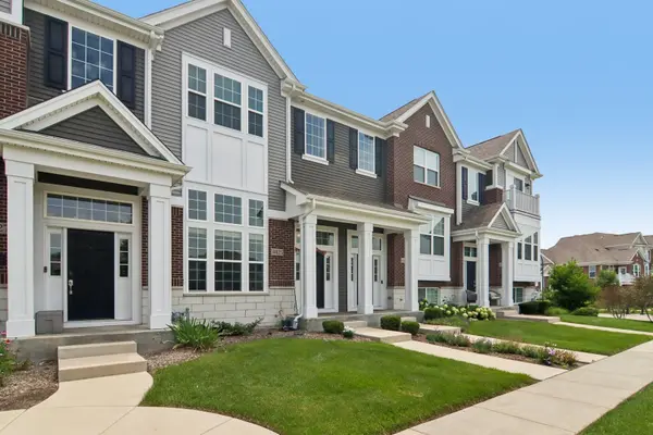 4425 Monroe CT, Naperville, IL 60564