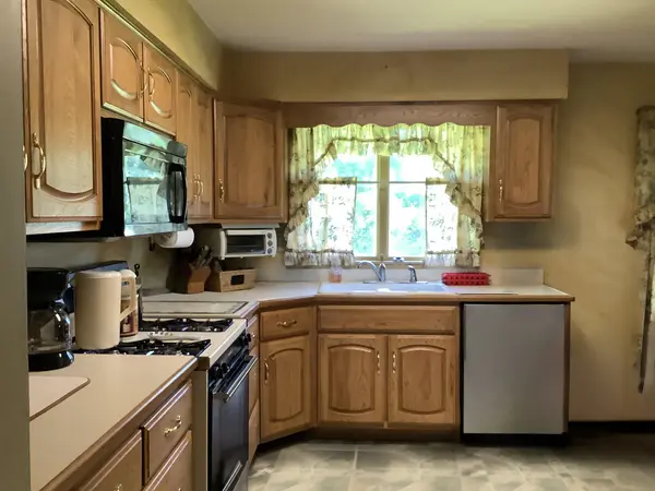327 Old Hickory RD, New Lenox, IL 60451