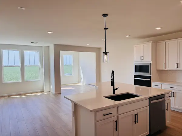2177 Ryegrass LN #70002, Bolingbrook, IL 60490