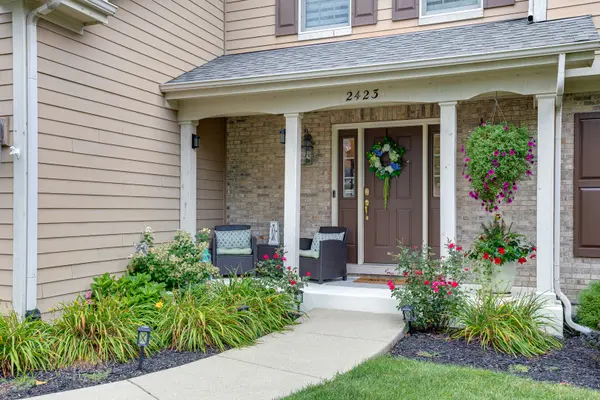 2423 Bainbridge BLVD, West Chicago, IL 60185