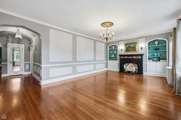 6121 N Hoyne AVE #3S, Chicago, IL 60659