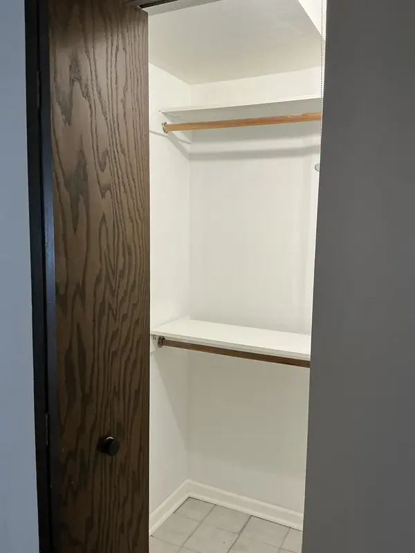 6405 W Home AVE #3A, Worth, IL 60482