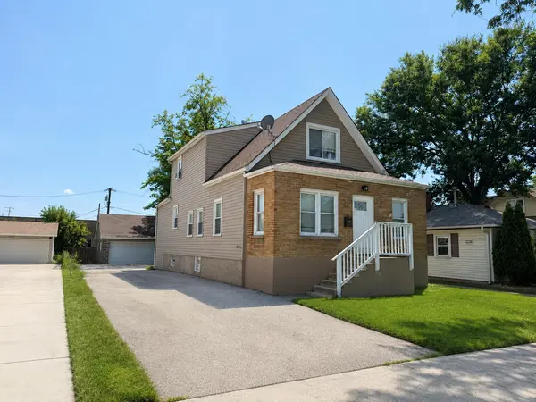 8019 46th ST, Lyons, IL 60534