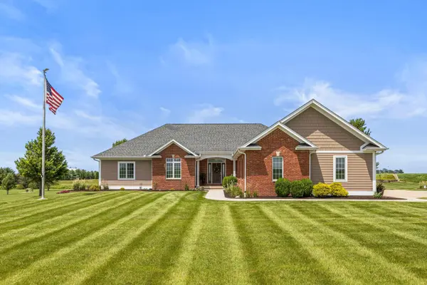 724 N County Road 2175 RD, Champaign, IL 61822