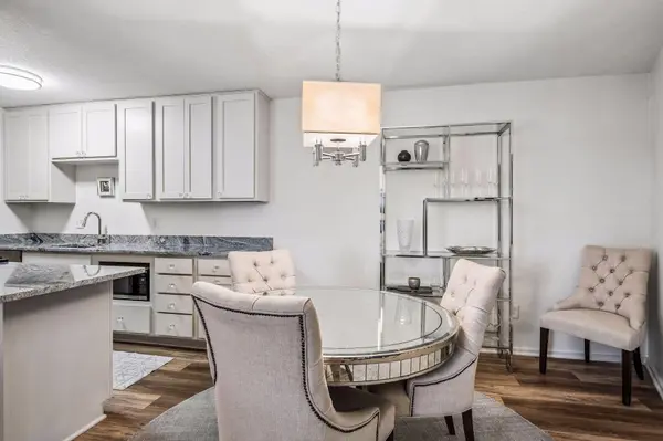 1200 Nicollet MALL #209, Minneapolis, MN 55403