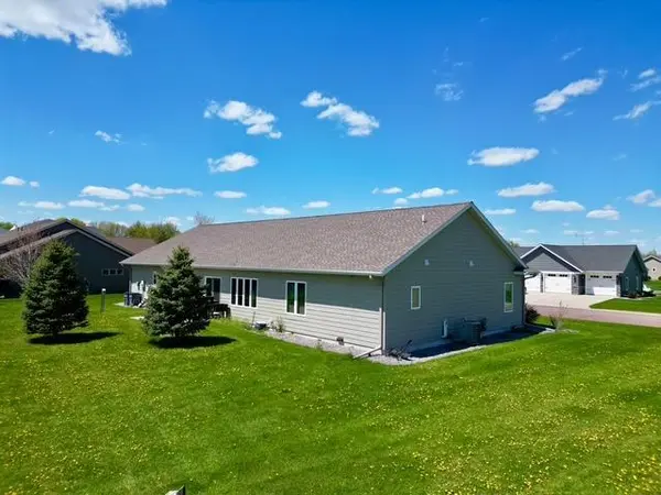 906 Sunrise BLVD, Redwood Falls, MN 56283