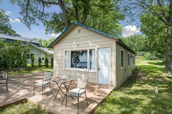 68195 233rd ST, Dassel, MN 55325
