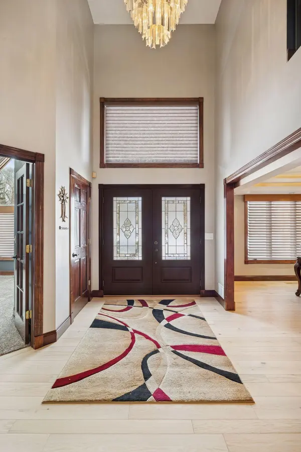 7932 Orchid LN N, Maple Grove, MN 55311